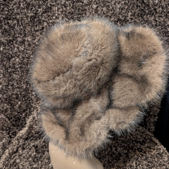 Brown Faux Fur Wide-Brim Hat - Soft Brown - Picture 4 of 6